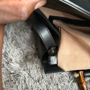 GUCCI
Bead Embellished Shoulder Bag